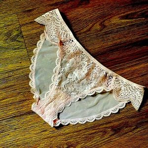 NWOT Victoria's Secret Dream Angels Cheekini - Bundle and Save!